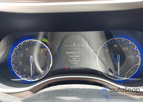 2017 Chrysler Pacifica Touring-L z USA, uszkodzony, nr VIN 2C4RC1BG7HR514864